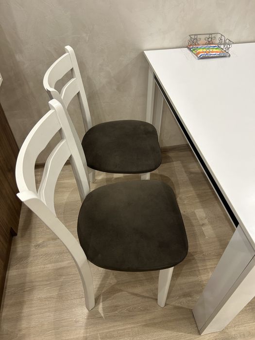 Маса със столове комплект