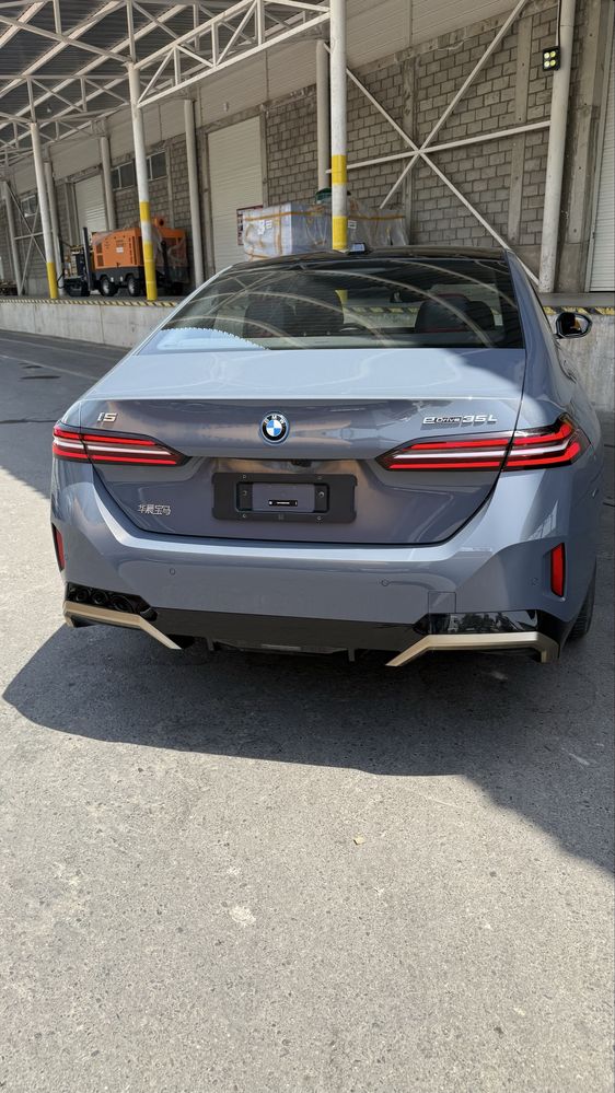 BMW I5 35L 2024 yil