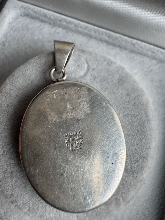 Pandantiv din argint si jad