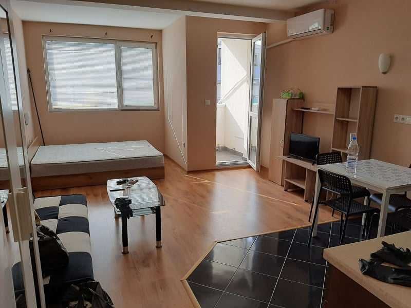 Продава се Едностаен апартамент в София, Студентски град - 46 кв.м за 2131 €/кв.м - Снимка #1