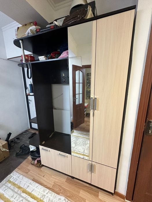 Продается прихожая б/у