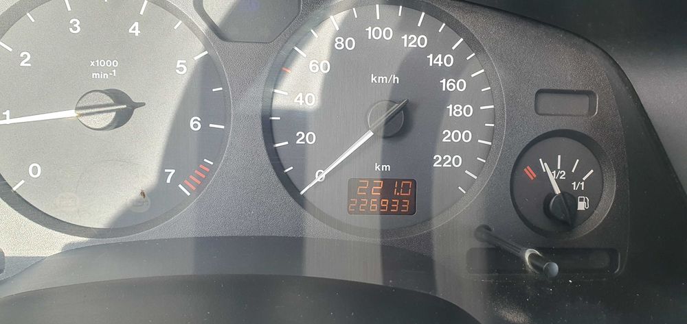 Опел Зафира газ бензин