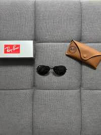 Солнцезащитные очки Ray Ban