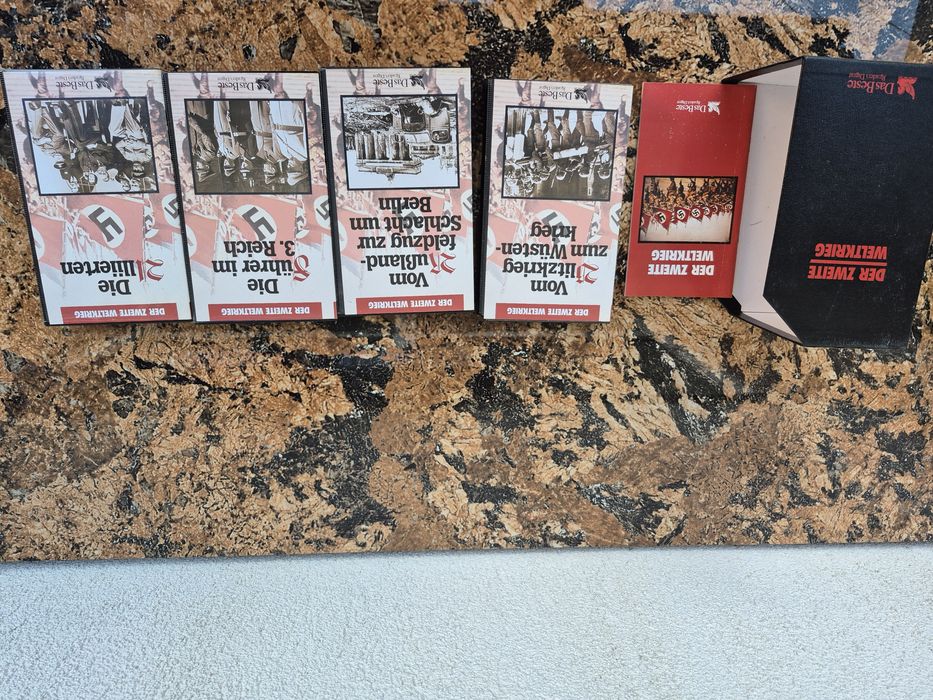 Vând 5 casete video VHS originale 45 - 100 minute filme Hitler Razboi