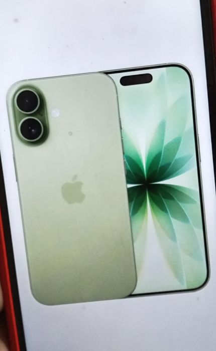 В коробке Айфон 17