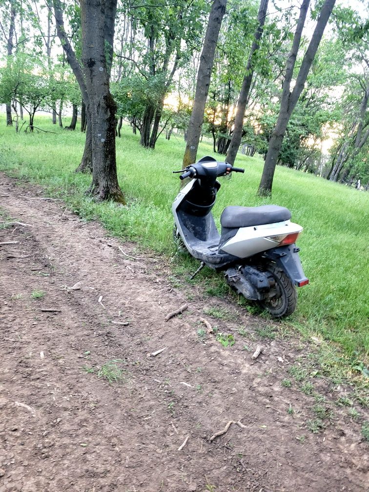 Scuter turbo 49cc  4t