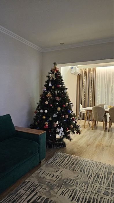 Новогодняя ёлка высота 2.10м