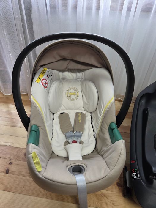 Cybex Aton S2 i-size и Cybex Base One