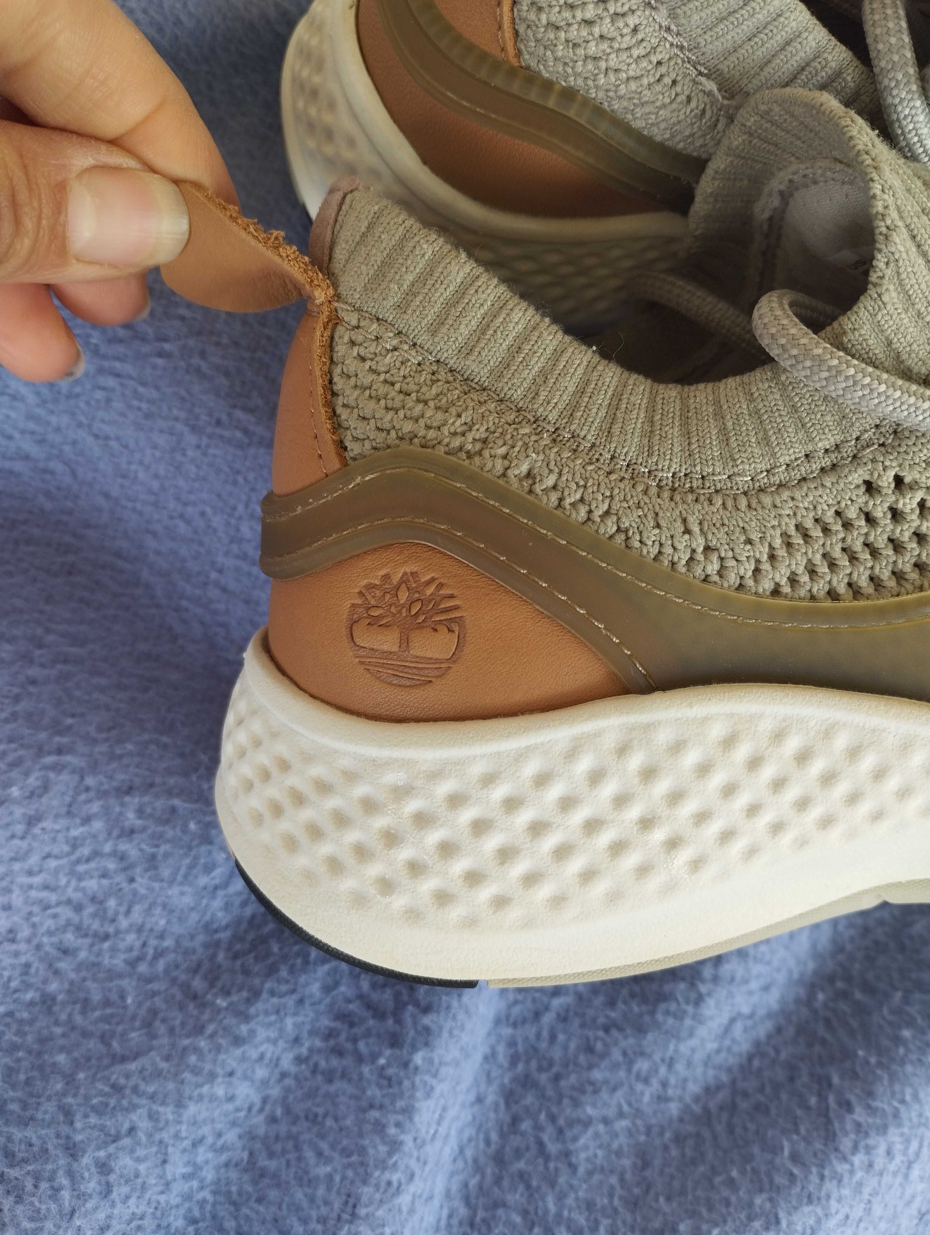 Летни Timberland и Ecco номер 37.