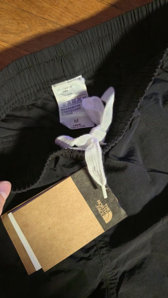 The north face шорти