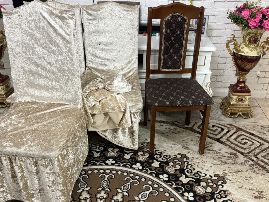 Продам стулья в хорошем состоянии 5 шт