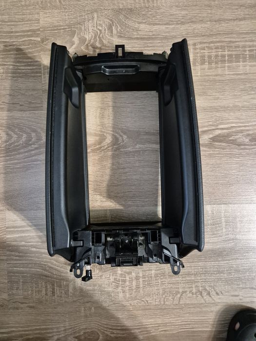 Cotiera Mercedes C w205