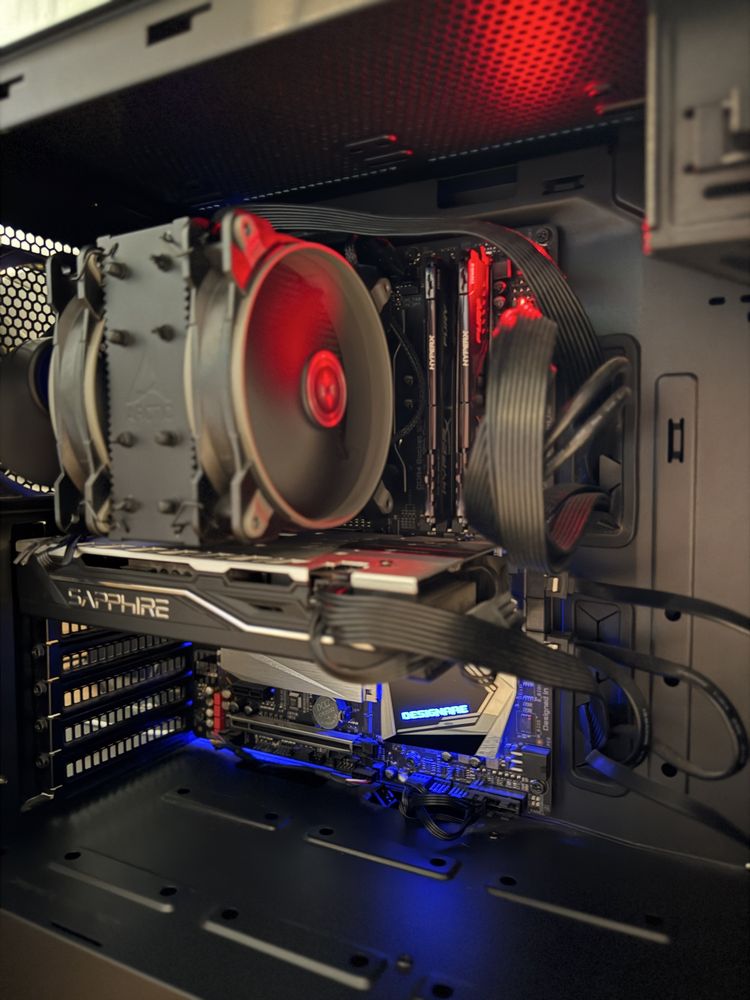 Компютър - workstation i9/32GB Ram/1TB SSD/ATI VGA ( съвместим с osx)