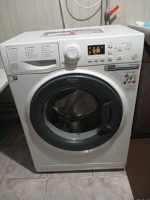 Продам Стиральную машину автомат.