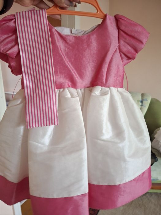 Продам платья детское