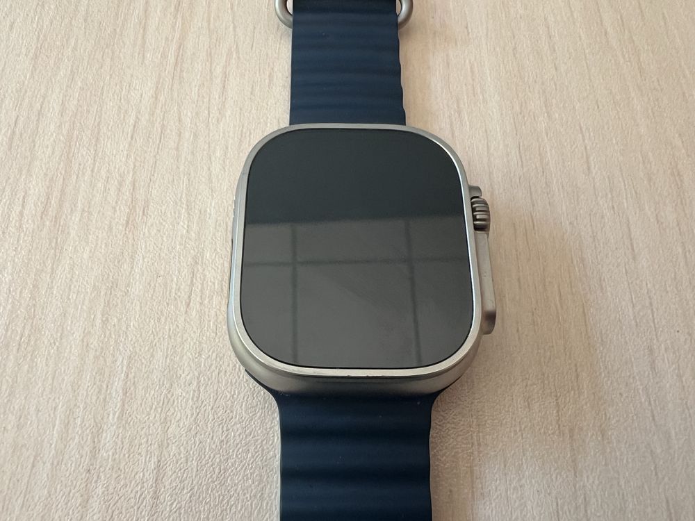 Продавам Apple Watch Ultra 2