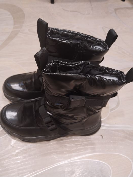 Продам зимние дутыши валенки