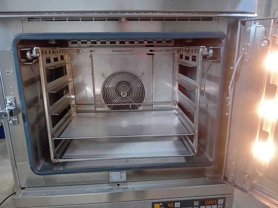 Употребяван конвектомат MIWE FBC 6.0604 с втасвало, 2013г