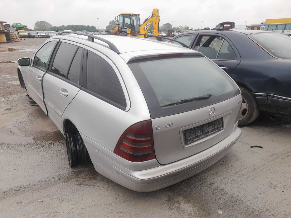 На части! Mercedes-Benz C 220 CDI