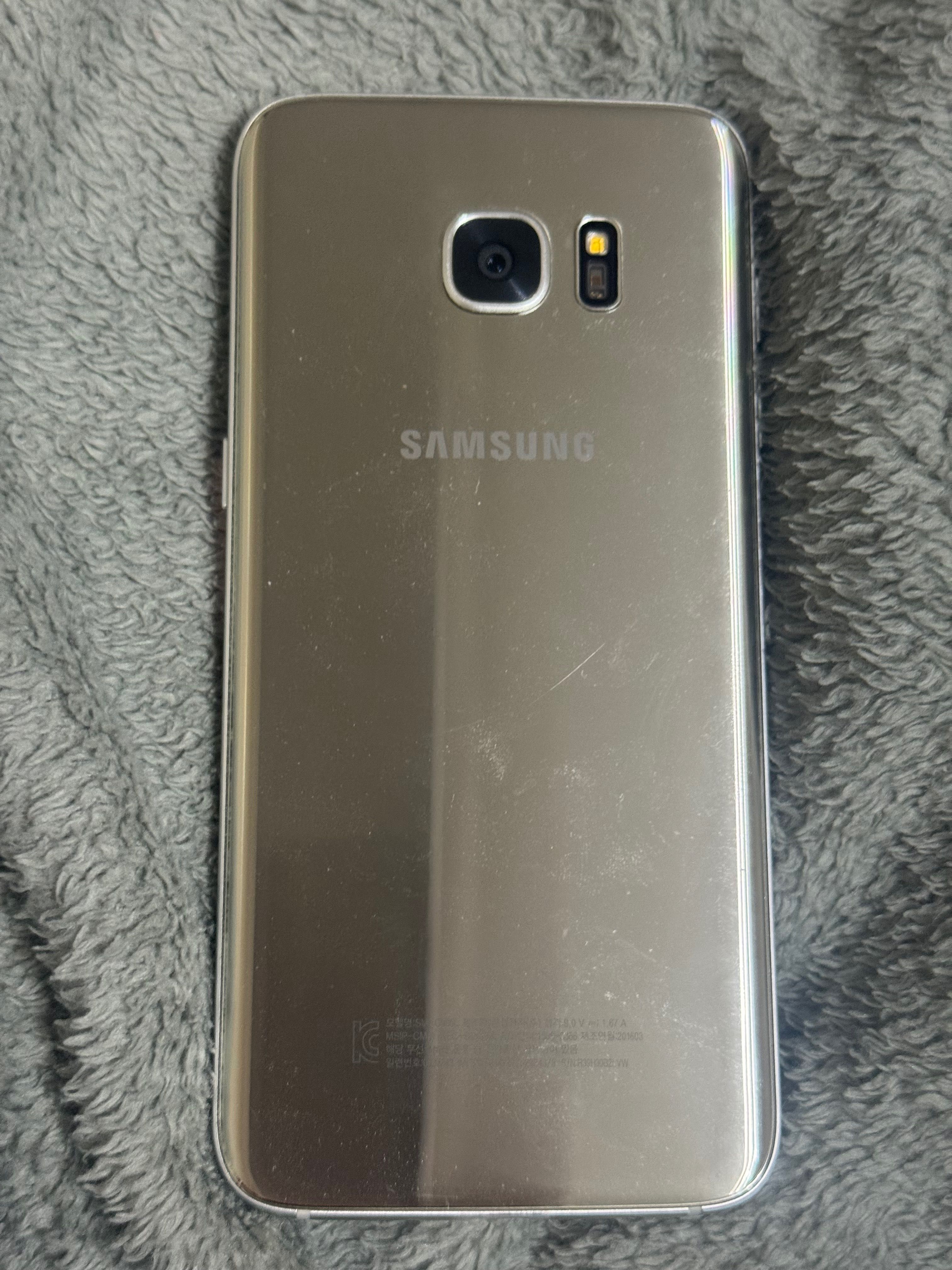 Продается самсунг 7 edge (korea)