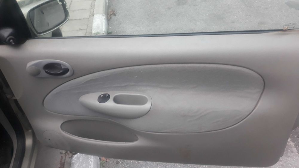 Форд  фиеста  бензин