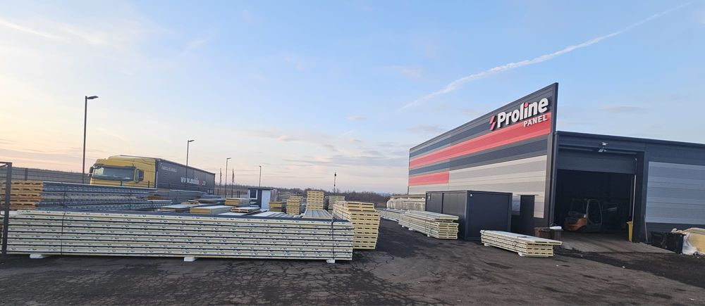 49 RON Vindem panouri Sandwich grosime 1,2, 4, si 6 cm, calitatea 1