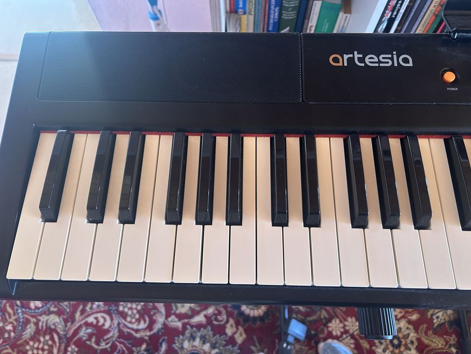 Електрическо пиано artesia performer