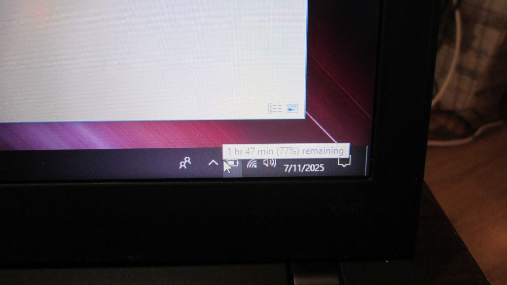 Laptop Lenovo ThinkPad X240 cu procesor Intel® Core™ i3, gen 4