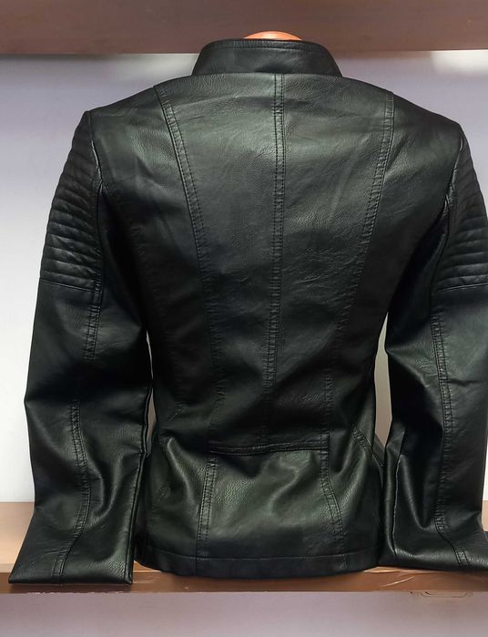 Дамско кожено яке