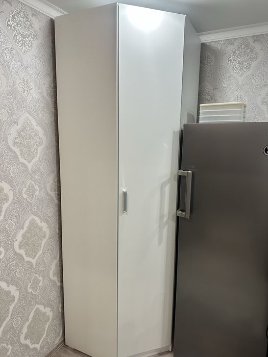 Продам шкаф угловой