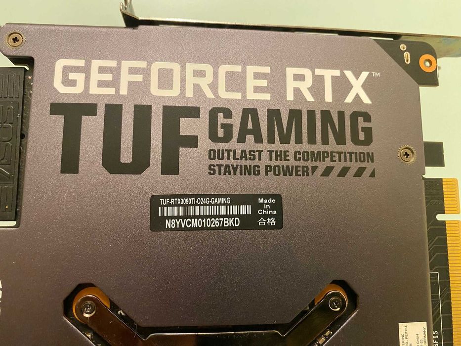 Placă video ASUS TUF RTX 3090 Ti 24GB – Performanță extremă, testabilă