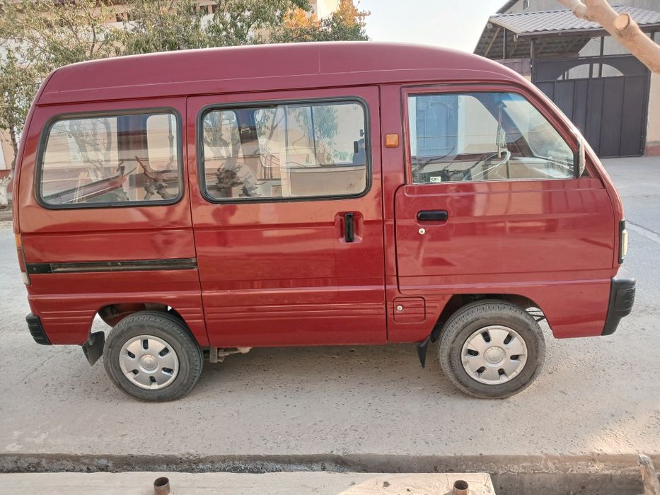 Damas avtomobil sotiladi