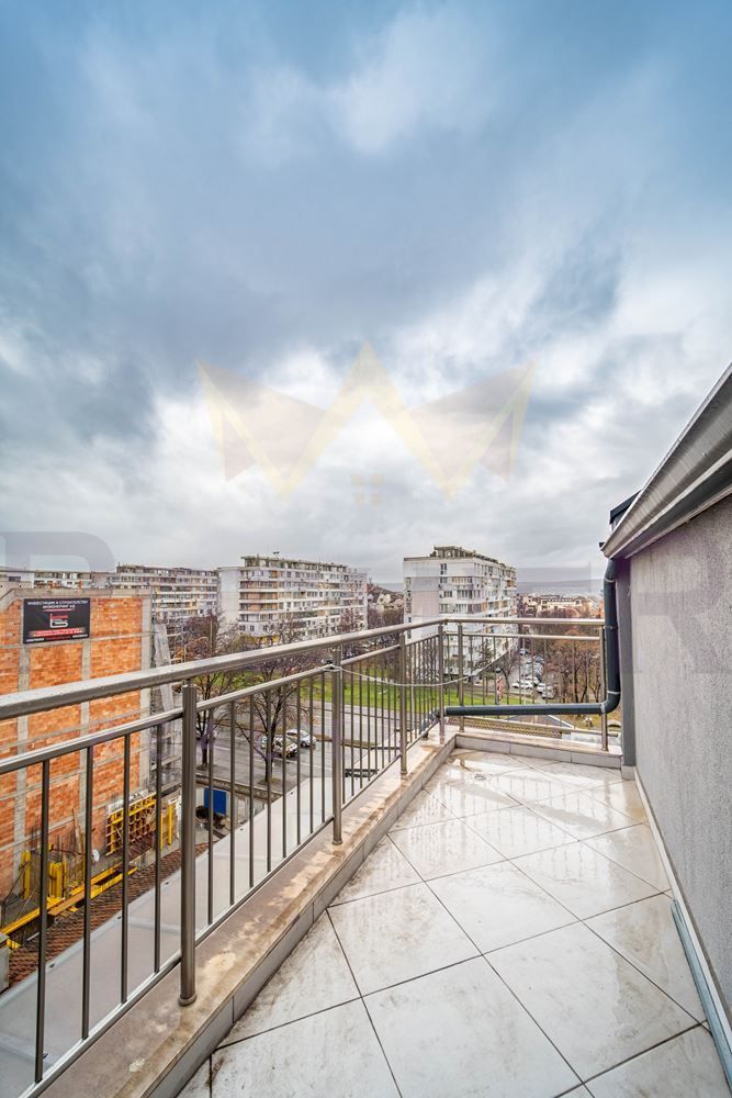 Продава се Двустаен апартамент в Варна, Гранд Мол Варна - 74 кв.м за 1892 €/кв.м - Снимка #9