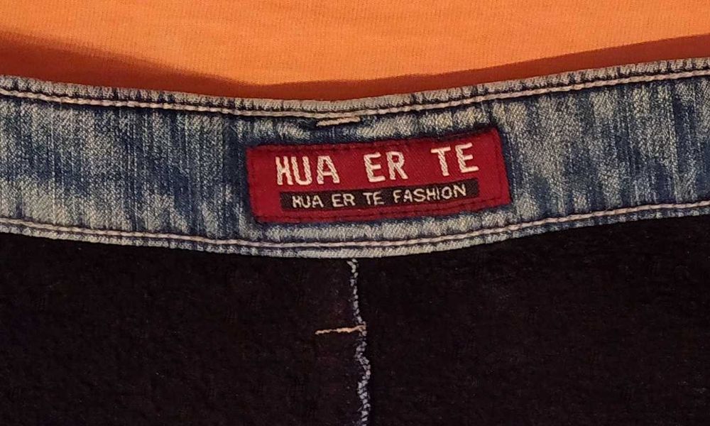 Blugi HUAERTE de damă ( groși-de iarna) cu model croșetat