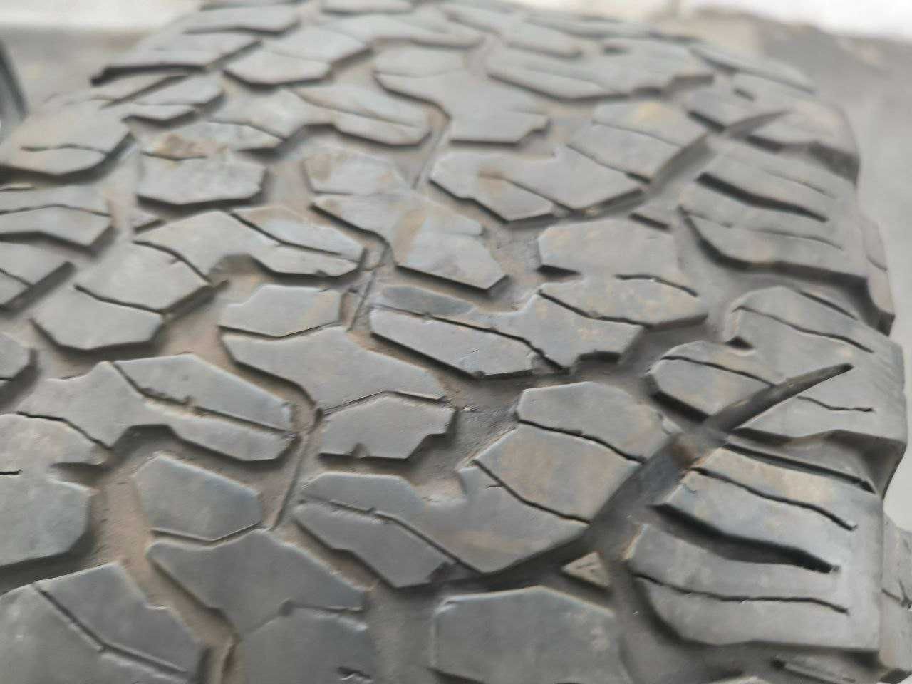 Шина 315/70/R17 BFGoodrich All-Terrain T/A KO2