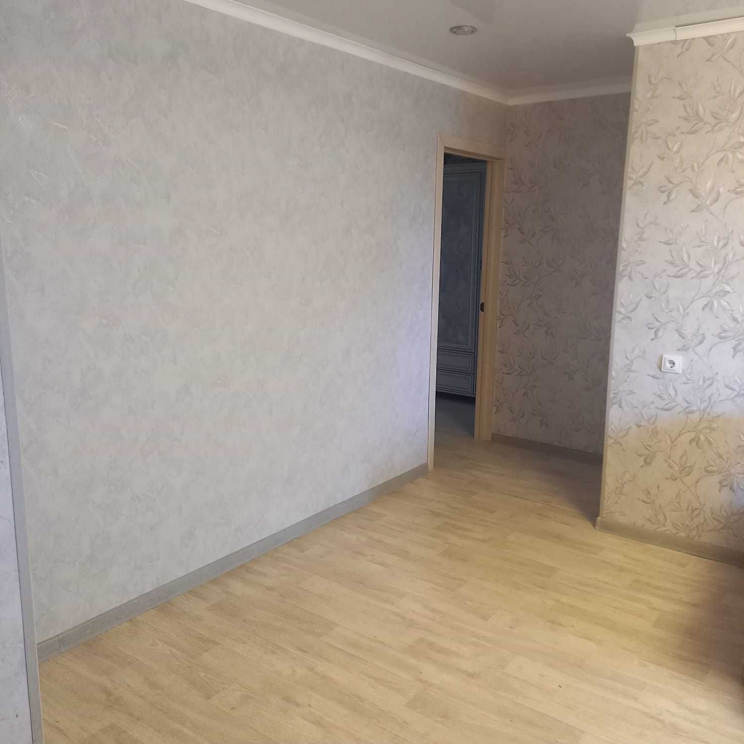 Продам 3 комн.квартиру на 1 микрорайоне