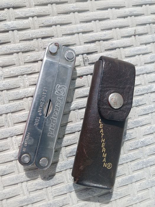 Мултитул Leatherman pst