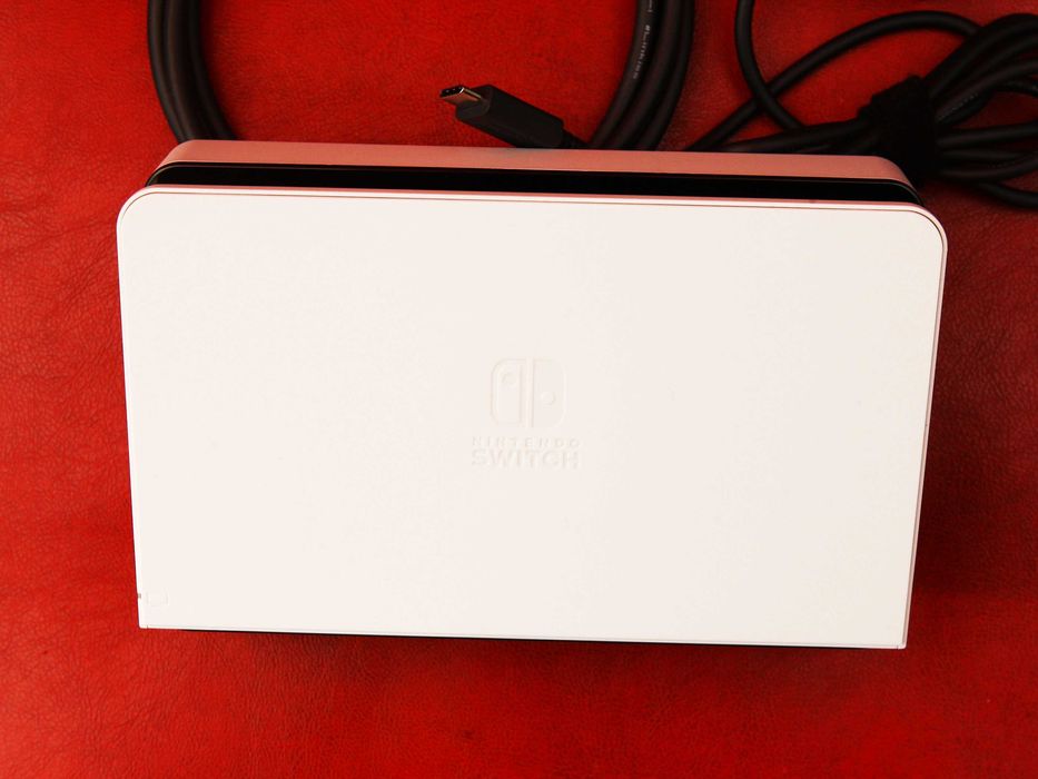 Accesorii Nintendo Switch OLED (dock, pro controller, adaptor joycon)