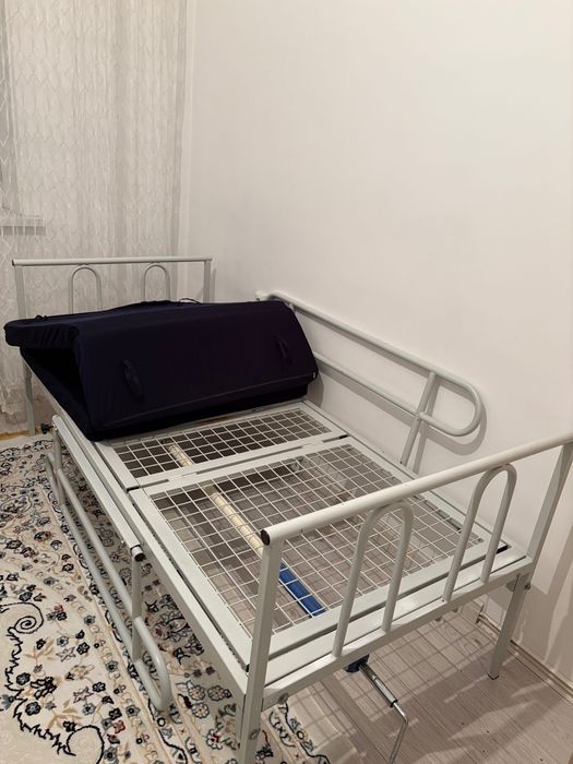 Кровать для лежачих больных