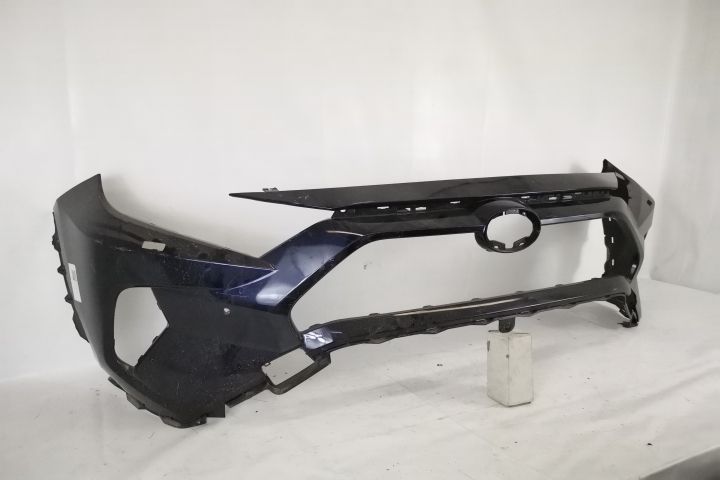 Предна броня Оригинална С Датчици В Добро Състояние Тойота РАВ4 / Toyo