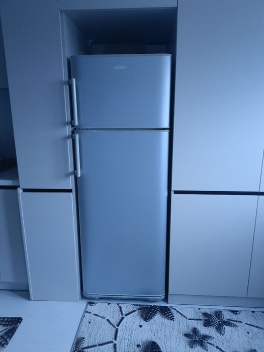 Продаётся холадилник отличном состояние марки Бирюса