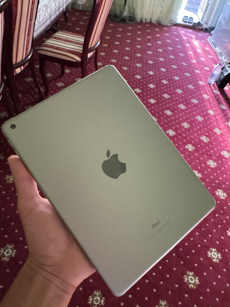 Ipad   6.   wifi ideal