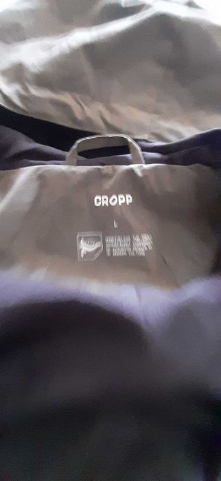 Пролетно яке- водоустойчиво. L