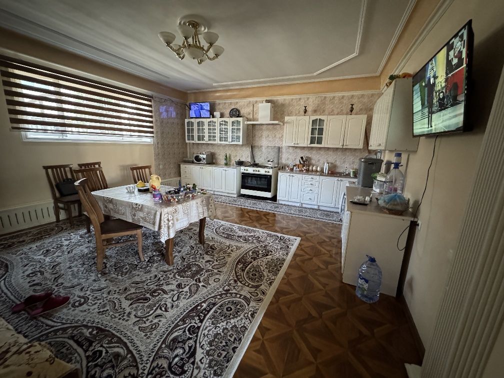 Срочно!Продается на Алмазарском районе Охунбобоев угловой дом 16 соток