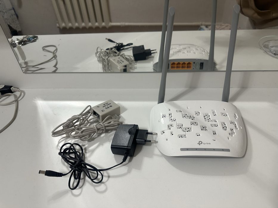 Wi-Fi роутер TP-LINK TD-W8961N