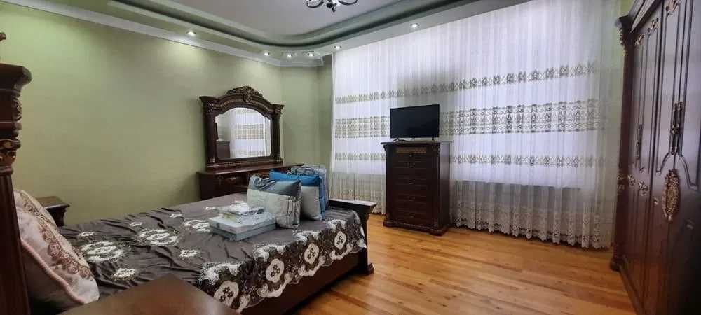 Карасув (Лисунова-2) | Яшнабад 8-комнат 9-соток 563 м2 [ДМ-020]