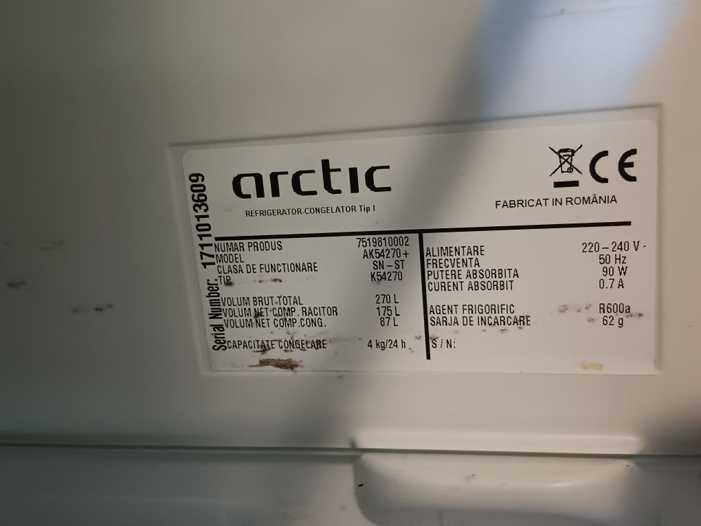 Frigider Arctic defect merge doar congelatorul165cm x 53 cm,cod AK5427