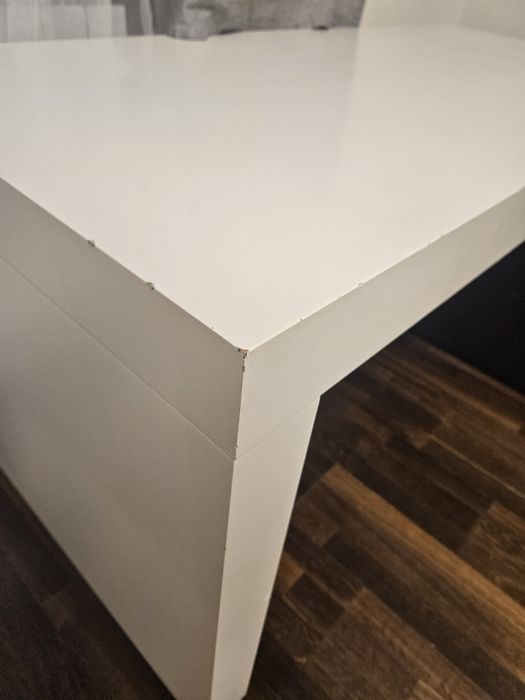 ТВ шкаф, бюро и телевизор