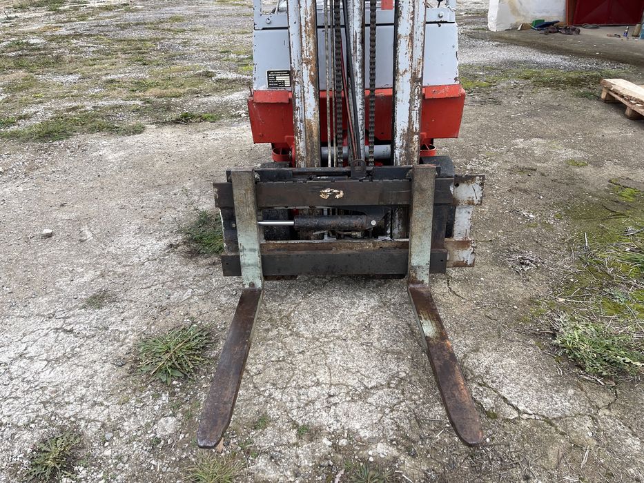 Мотокар Linde 1500