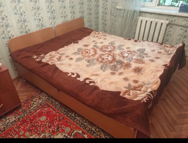 Продам кровати б.у